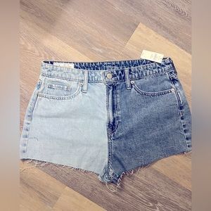 Gap 2” sky high festival shorts